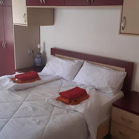 Bed and breakfast Sweet - *