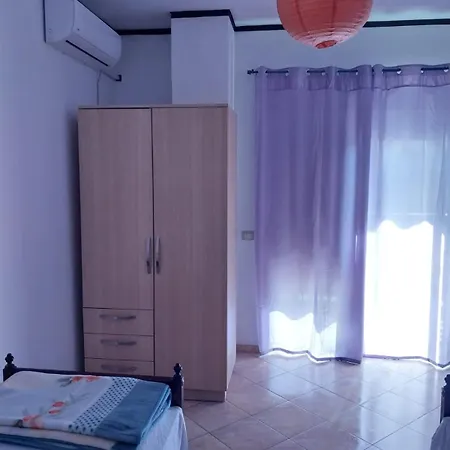 Bed & Breakfast Sweet -